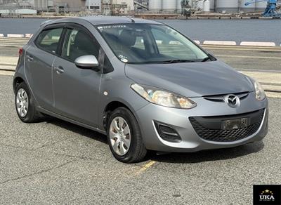 2013 Mazda Demio