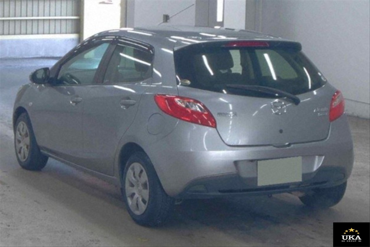 2013 Mazda Demio