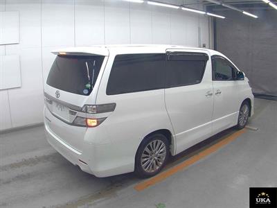 2013 Toyota Vellfire - Thumbnail