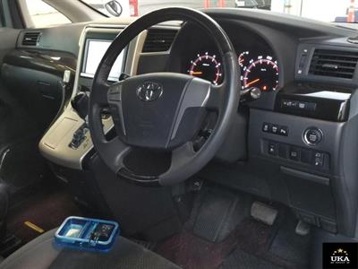 2013 Toyota Vellfire - Thumbnail