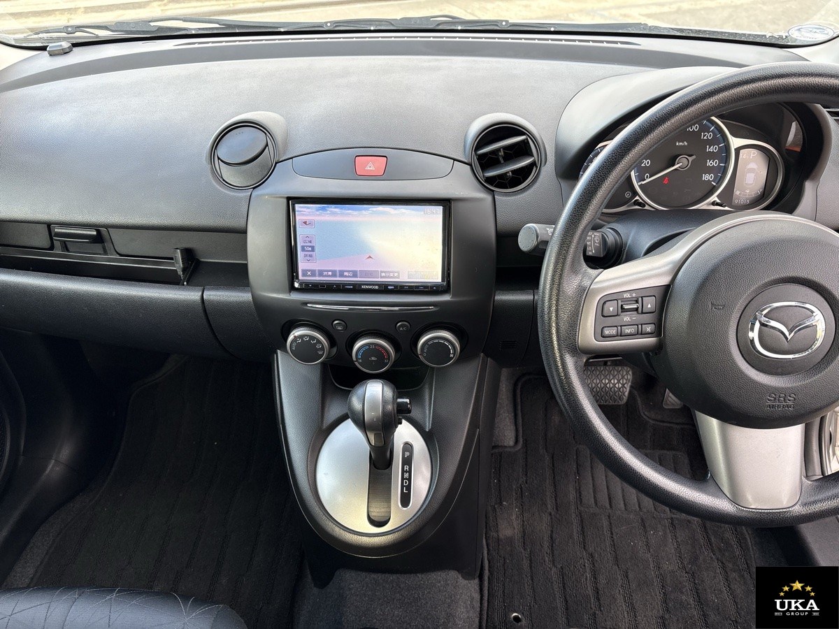 2013 Mazda Demio