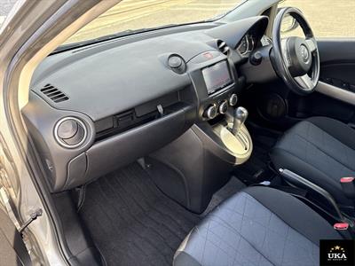 2013 Mazda Demio - Thumbnail