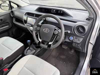 2020 Toyota Aqua - Thumbnail