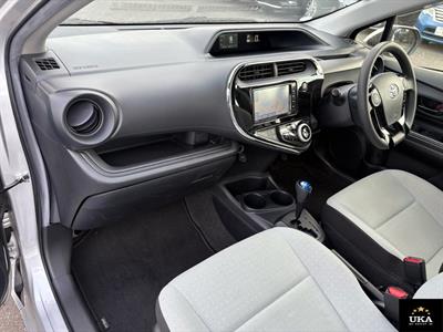 2020 Toyota Aqua - Thumbnail