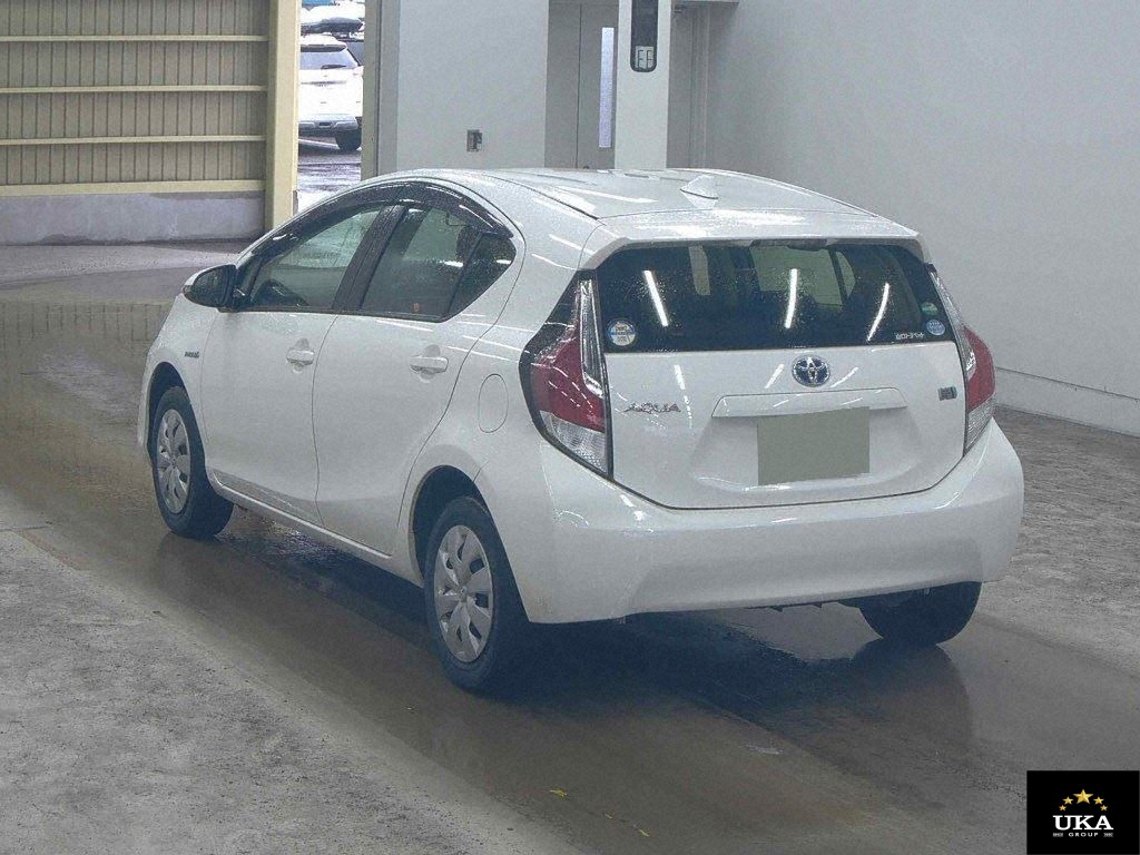 2015 Toyota Aqua