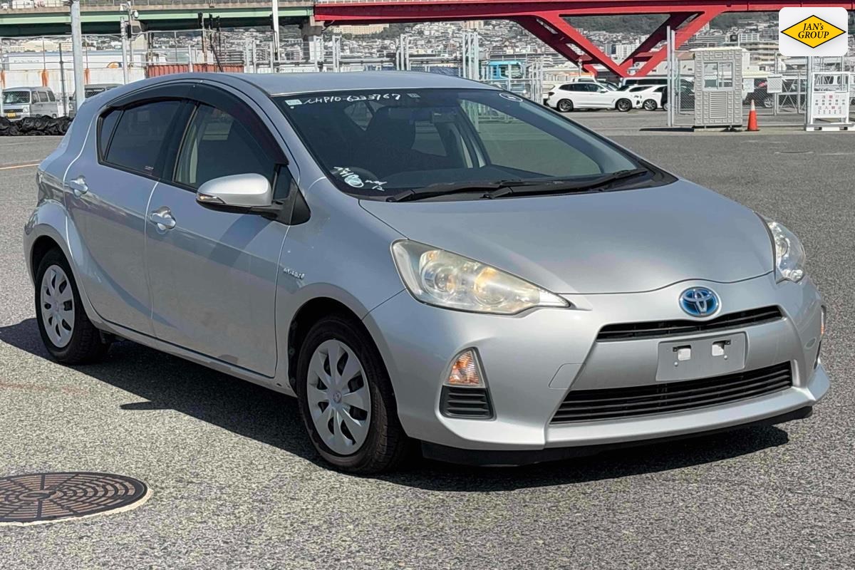 2013 Toyota Aqua