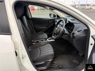 2020 Mazda 2 - Thumbnail