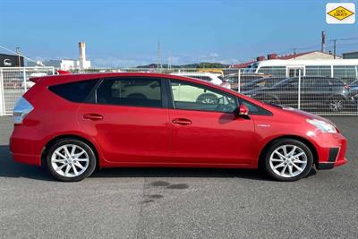 2013 Toyota Prius - Thumbnail
