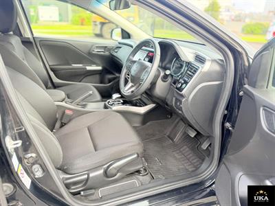 2014 Honda Grace - Thumbnail