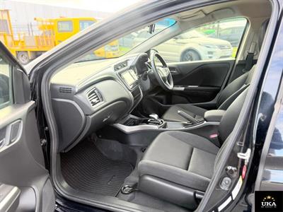 2014 Honda Grace - Thumbnail