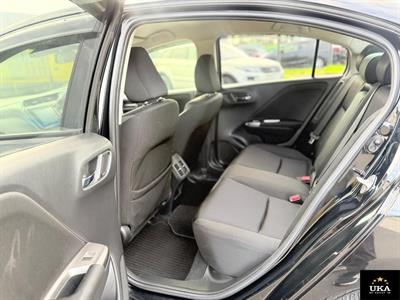 2014 Honda Grace - Thumbnail
