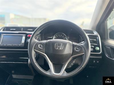 2014 Honda Grace - Thumbnail