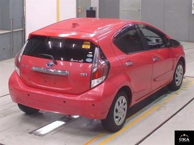 2016 Toyota Aqua - Thumbnail