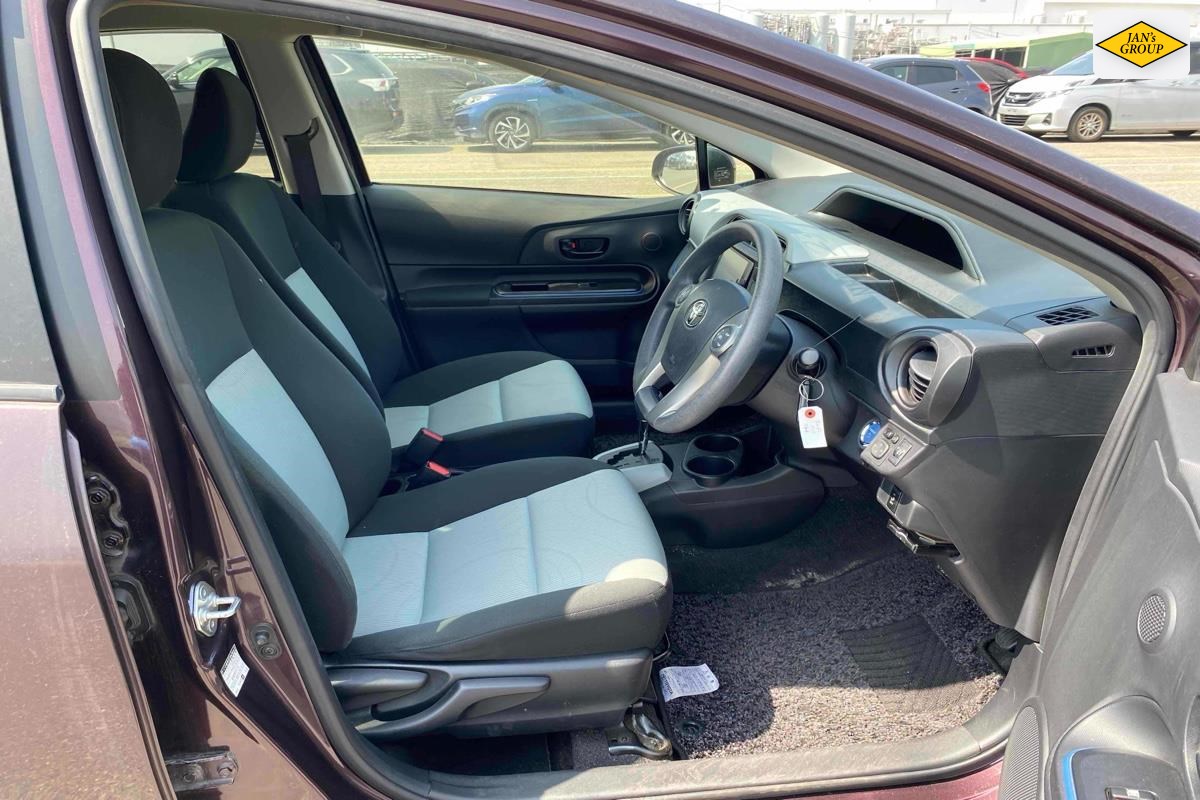 2014 Toyota Aqua