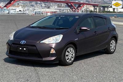 2014 Toyota Aqua - Thumbnail