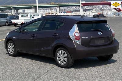 2014 Toyota Aqua - Thumbnail