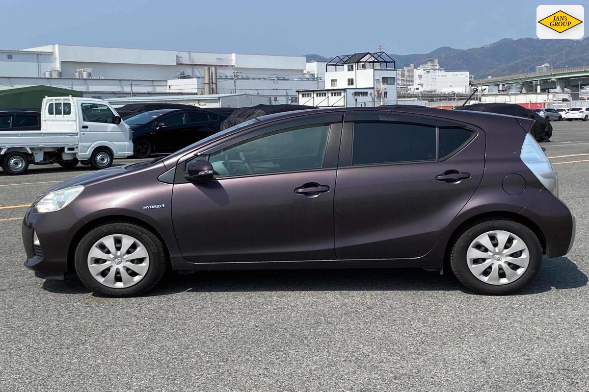 2014 Toyota Aqua