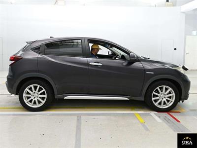 2013 Honda Vezel - Thumbnail