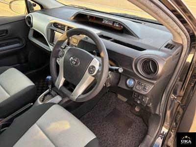 2014 Toyota Aqua - Thumbnail