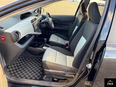 2014 Toyota Aqua - Thumbnail