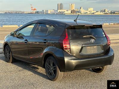 2014 Toyota Aqua - Thumbnail