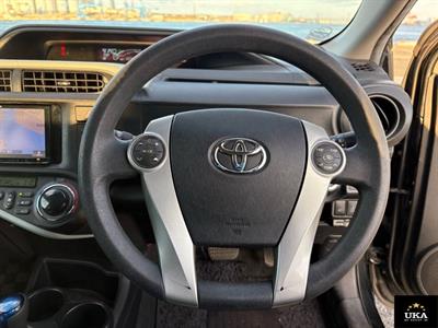 2014 Toyota Aqua - Thumbnail