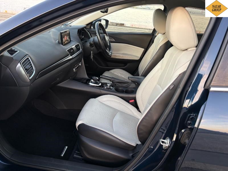 2016 Mazda Axela