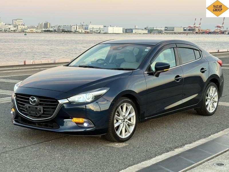 2016 Mazda Axela