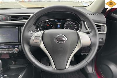 2016 Nissan X-Trail - Thumbnail