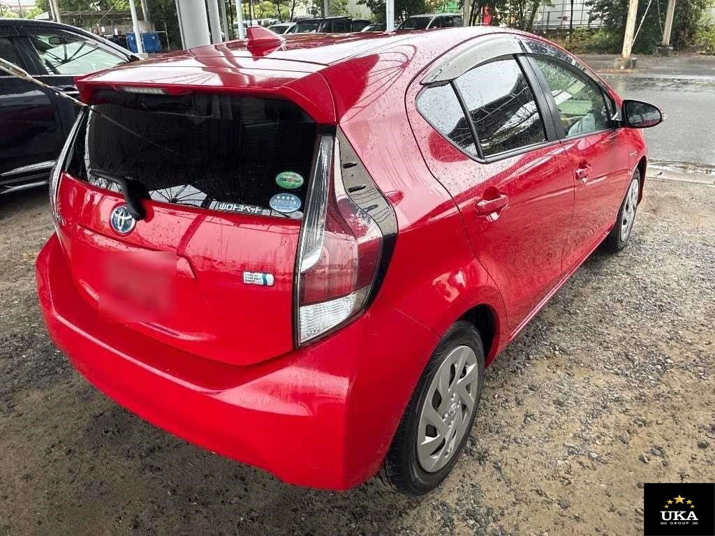 2016 Toyota Aqua