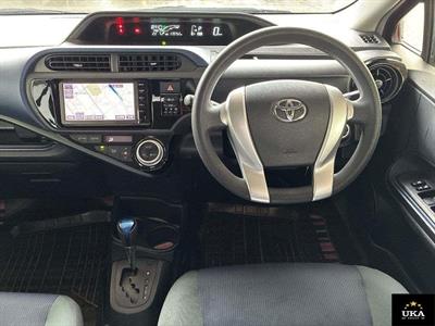 2016 Toyota Aqua - Thumbnail