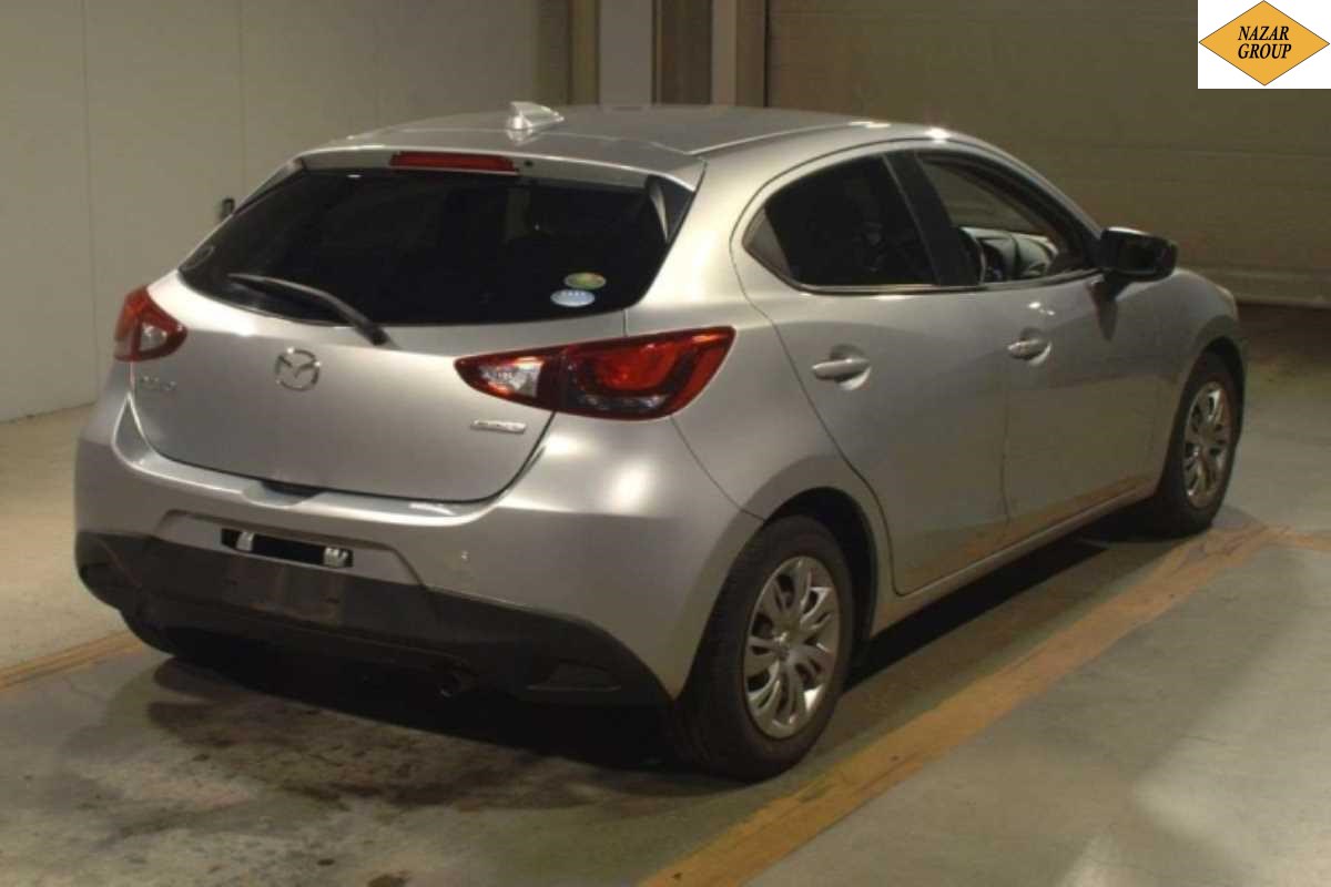 2017 Mazda Demio
