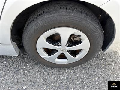 2013 Toyota Prius - Thumbnail