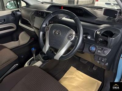 2013 Toyota Aqua - Thumbnail