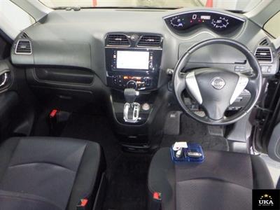 2013 Nissan Serena - Thumbnail