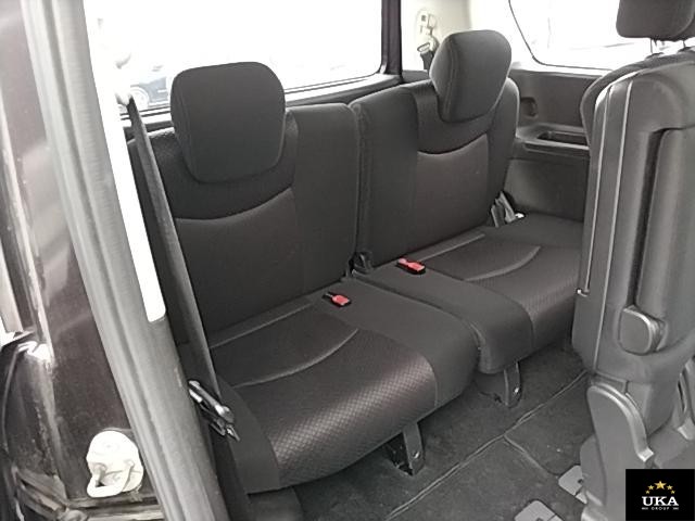 2013 Nissan Serena