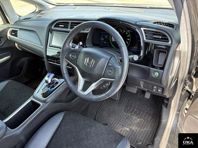 2015 Honda Shuttle - Thumbnail