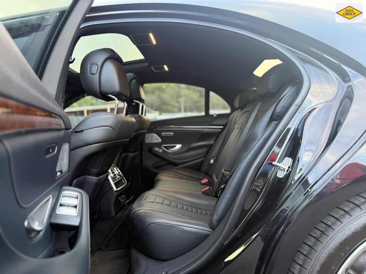2018 Mercedes-Benz S 400