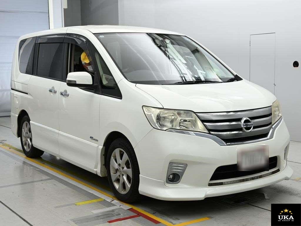 2013 Nissan Serena