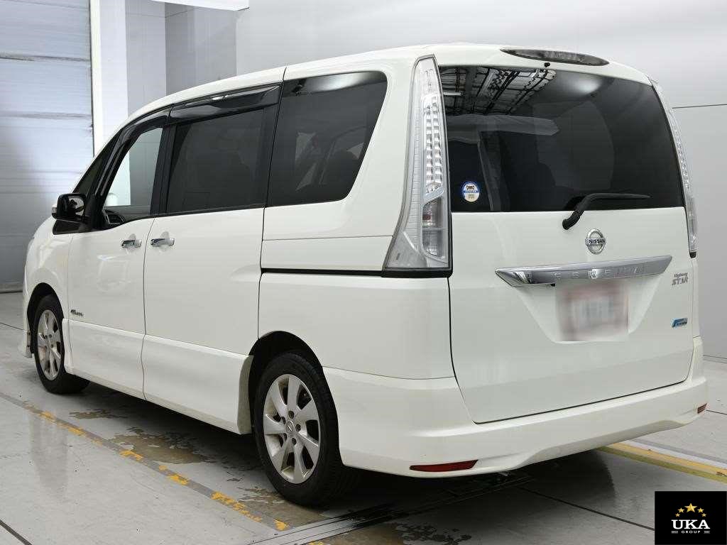 2013 Nissan Serena