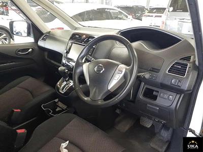 2013 Nissan Serena - Thumbnail