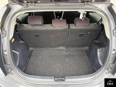 2018 Toyota Aqua - Thumbnail