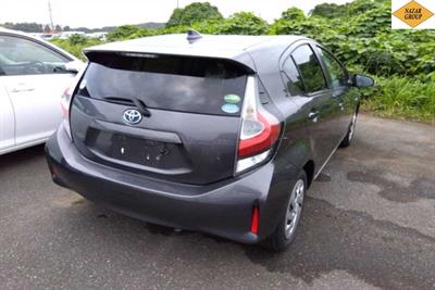 2018 Toyota Aqua - Thumbnail