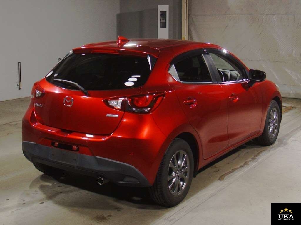 2017 Mazda Demio