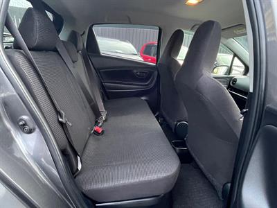 2020 Toyota Vitz - Thumbnail