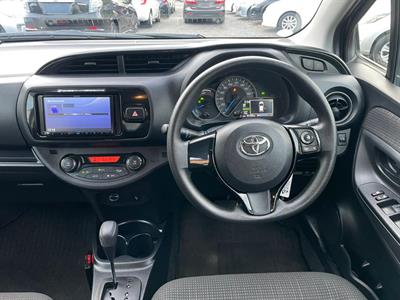 2020 Toyota Vitz - Thumbnail