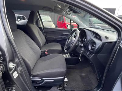2020 Toyota Vitz - Thumbnail
