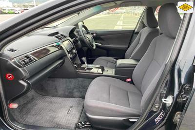 2012 Toyota Camry - Thumbnail