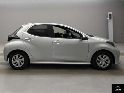 2021 Toyota Yaris - Thumbnail