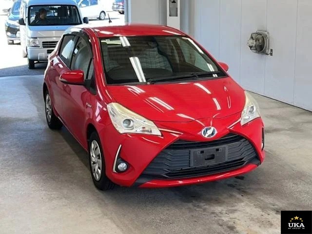 2017 Toyota Vitz